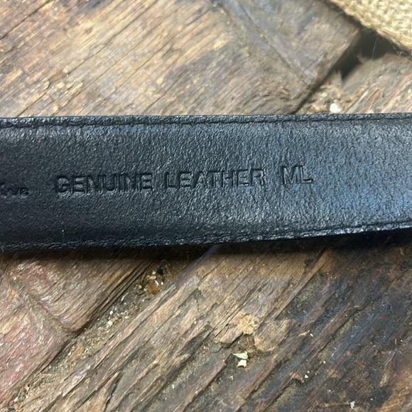 Vintage Lake Shore Drive Women’s Black Leather Belt W/ Silver Filigree Buckle ML - Picture 6 of 8